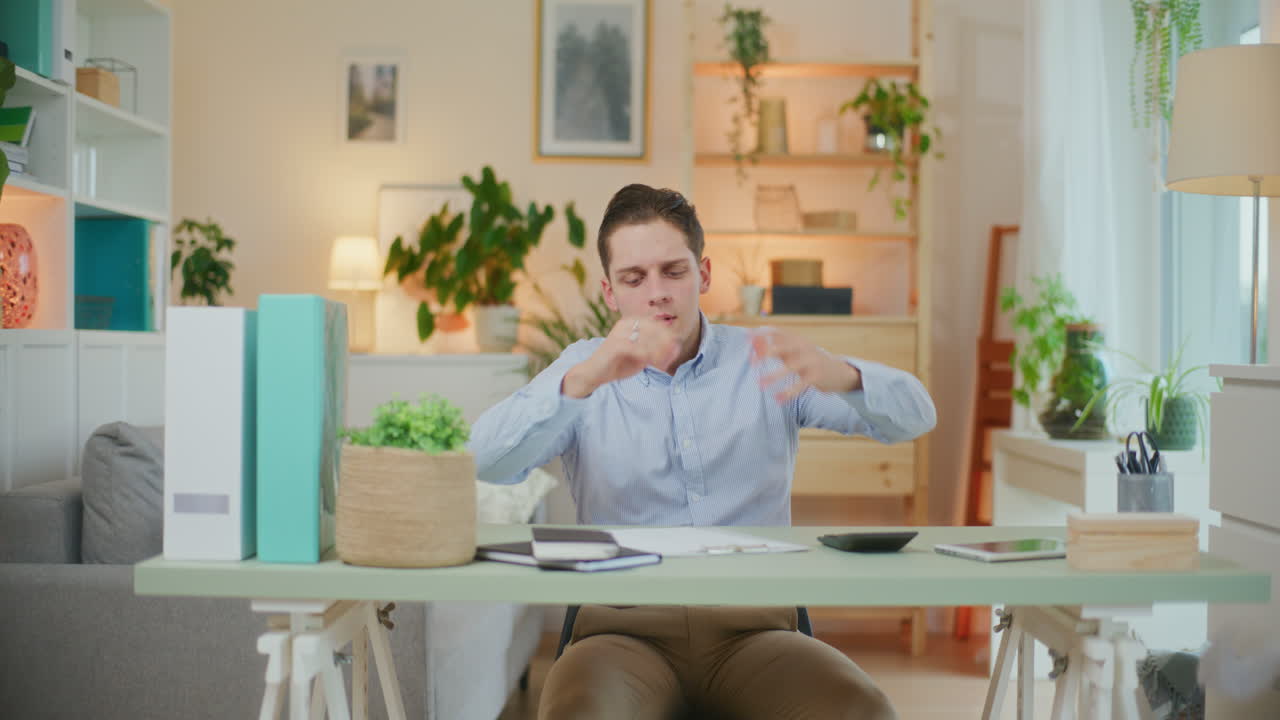 재정 문제로 슬픈 기업가