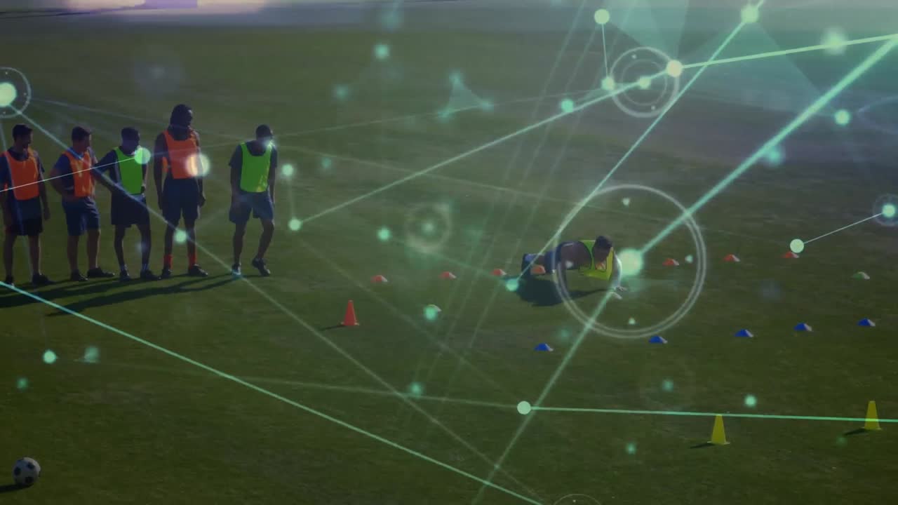 축구 경기장에서 연습하는 축구 선수들에 대한 연결 네트워크의 활성화