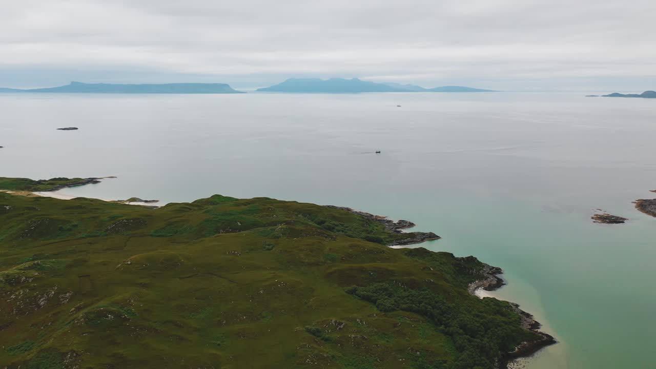 스코틀랜드 해안선 의 공중 사진