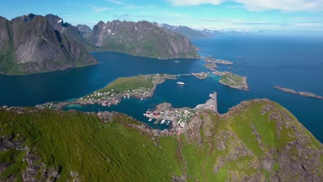 imágenes aéreas de las islas del archipiélago de lofoten