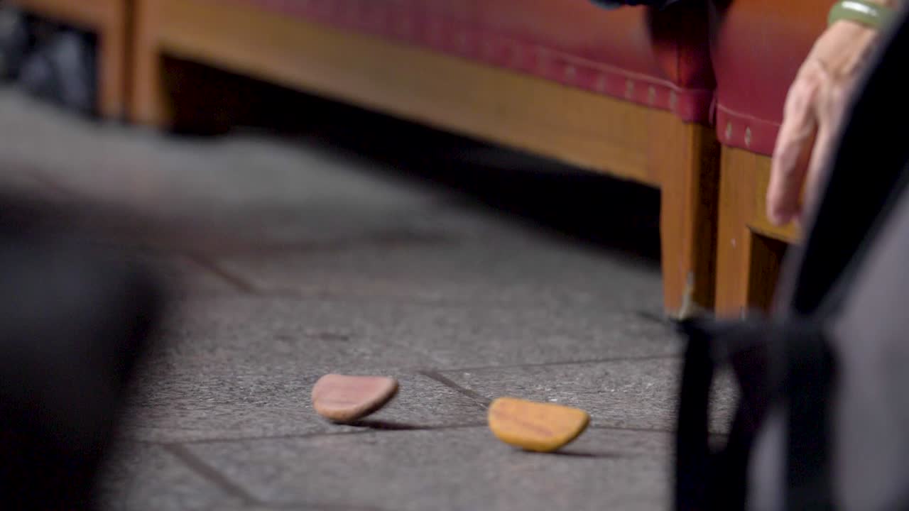 祈禱的石頭 龍山寺 台北 02