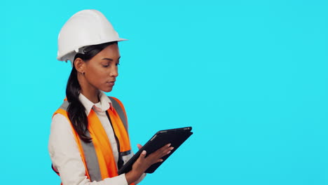 pensamiento, arquitectura y una mujer con una tableta
