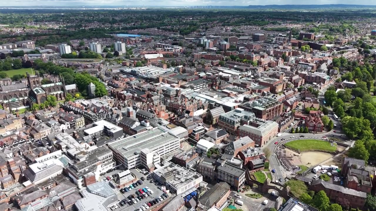 Chester centrum, Cheshire, Storbritannien, stigende drone luftfoto.