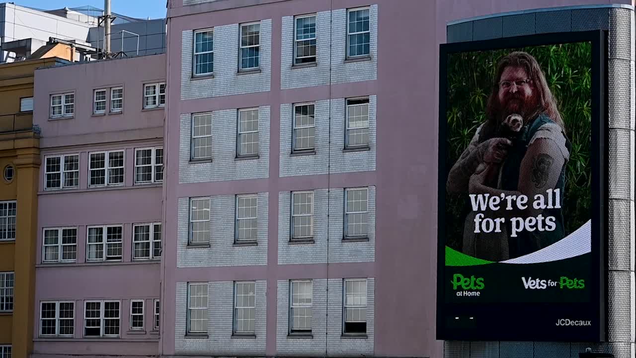 We're all for pets, Pets at Home, JCDecaux, London, United Kingdom
