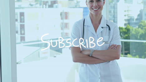 animación de texto de suscripción sobre una doctora caucásica sonriente