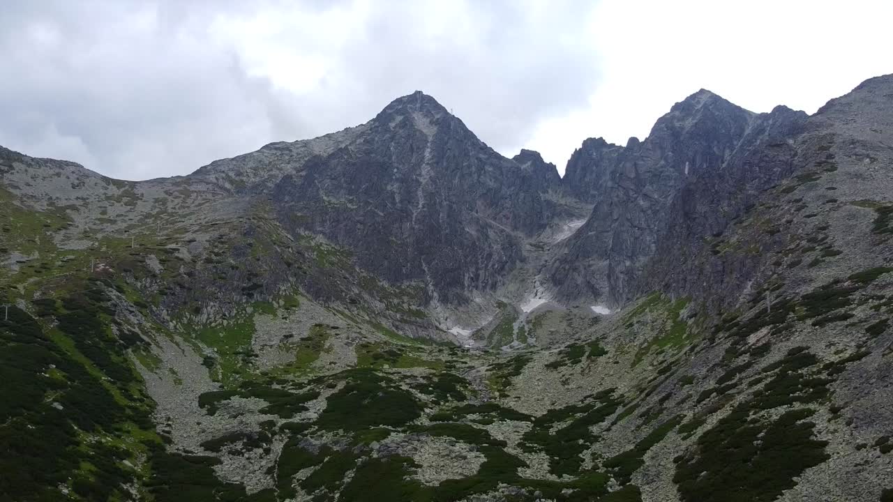 toma de drones de las altas montañas tatra en eslovaquia