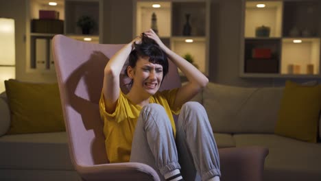 Young-woman-having-a-nervous-breakdown-at-home-is-shouting.