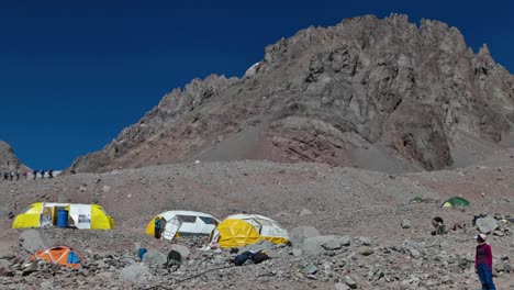 Aconcagua-Zeitraffer-Plaza-Argentinien-Kletterer-Klettern-1