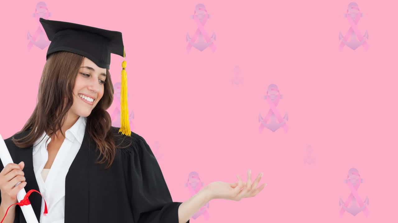 animación de concienciación sobre el cáncer de mama texto sobre una mujer caucásica sonriente con vestido de graduación