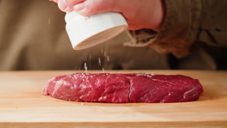 seasoning a steak