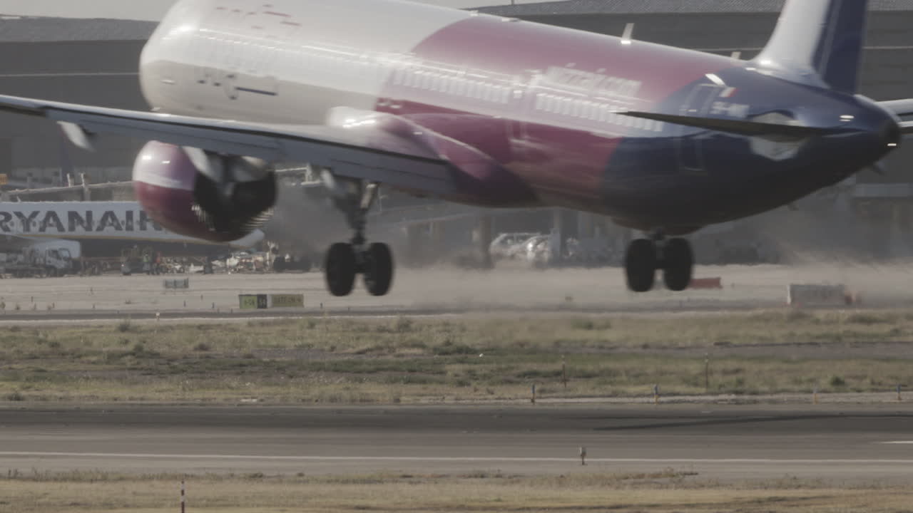 공항에 있는 비행기