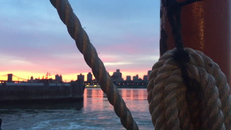 Sonnenaufgang-über-Der-Brooklyn-Bridge