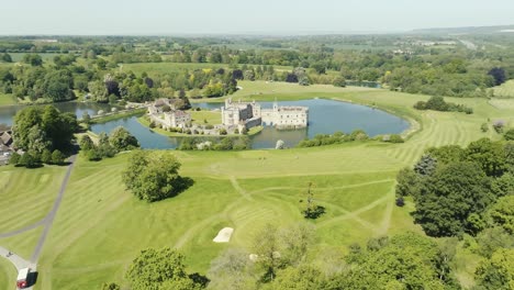 avión no tripulado leeds castle inglaterra