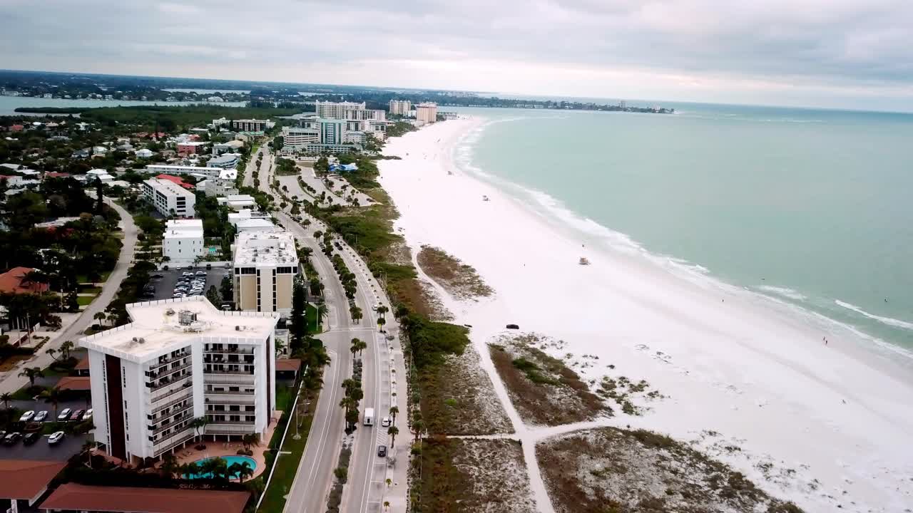 retiro de antena muy por encima de la playa de lido en lido key, cerca de sarasota, florida