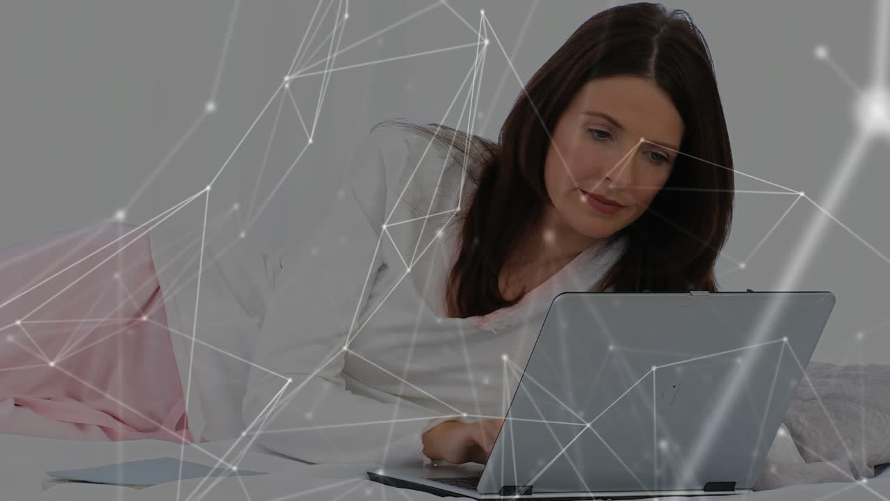 animación de la red de conexiones a través de estudiantes femeninas que utilizan computadoras portátiles para aprender desde casa