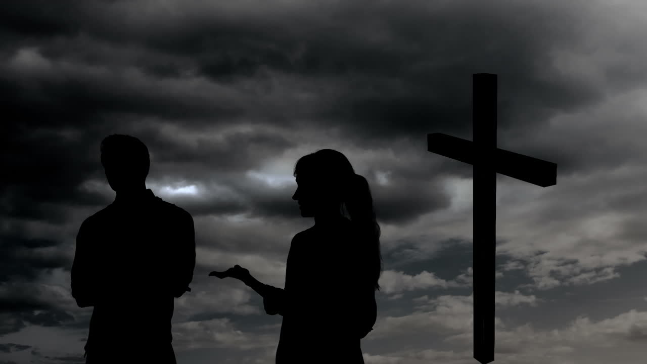구름 과 십자가 위 에 있는 부부 의 실루 ⁇  의 애니메이션