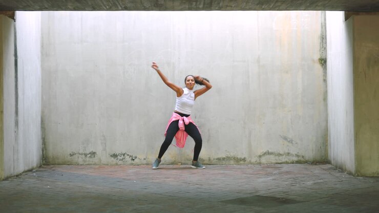 Hip hop dancer, woman dancing