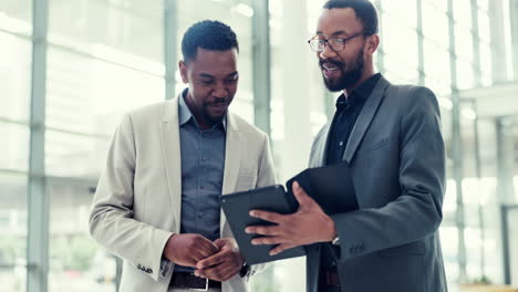 Business-people,-men-and-staff-with-tablet