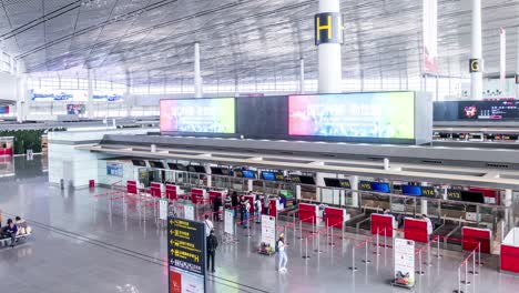 interior del aeropuerto