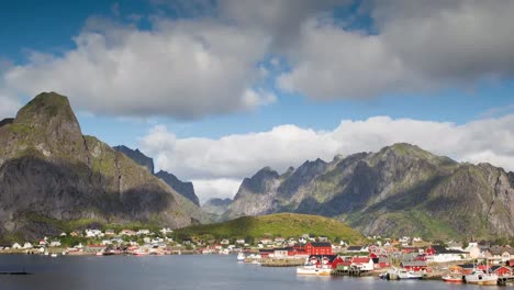 Lofoten-Village-View-4K-04