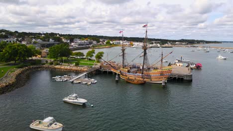 mayflower replica in massachusetts harbored