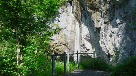 The-waterfall-Berglistuber-on-the-Fatschbach-stream,-canton-of-Glarus,-Switzerland