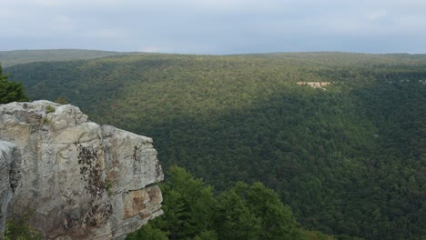 A-shot-of-the-Lions-Head-rock-formation-in-the-Dolly-Sods-Wilderness,-part-of-the-Monongahela-National-Forest-in-West-Virginia