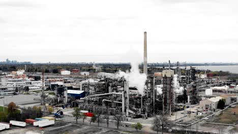 establishing shot of an oil, petroleum, gas refinery.