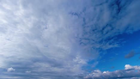 Time-lapse-of-clouds-and-stormfront-moving-in