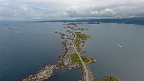 Atlantic-Ocean-Road