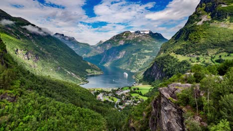 lapso de tiempo, fiordo de geiranger, noruega