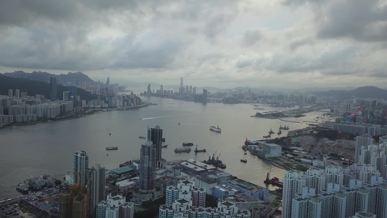 imágenes de aviones no tripulados de la ciudad de tsung kwan o, hong kong