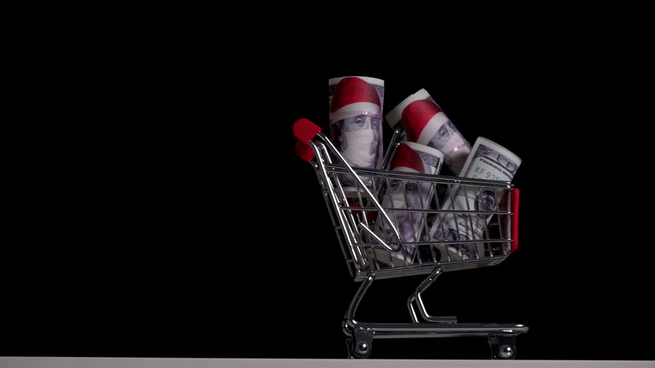 100 en una máscara médica. la crisis en la economía global durante la pandemia de covid-19. imágenes de alta calidad en 4k