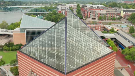 Tennessee-Aquarium-In-Chattanooga,-TN,-USA