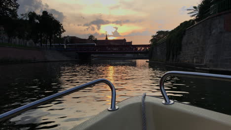 boat trip on the oder