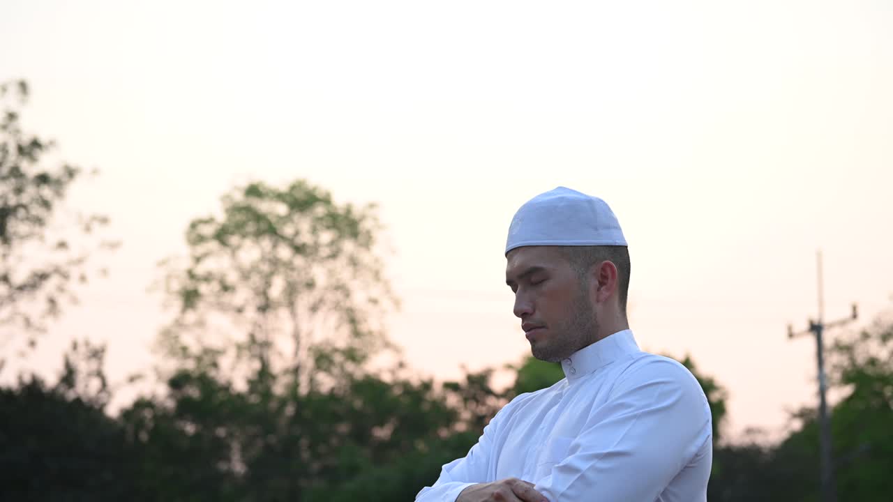 젊은 아시아 무슬림