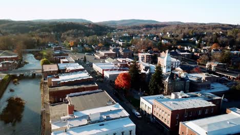 Pulaski-Virginia,-Pulaski-County-Courthouse,-Pulaski-Va-In-4k