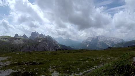 Zeitraffer-Nationalpark-Drei-Zinnen-In-Den-Dolomiten.-Wunderschöne-Natur-Italiens.