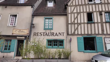 charming french restaurant in a historic building
