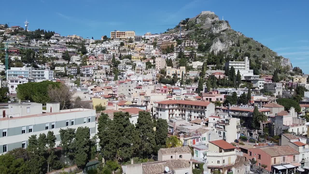 사르데니아 알게로 오래된 도시 스카이라인, 아름다운  ⁇ 은 날 도시 풍경 전망