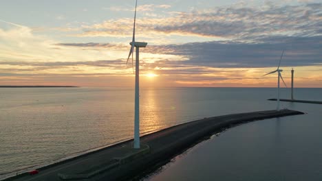 Plano-Amplio-De-Turbinas-Eólicas-En-Las-Obras-Del-Delta-En-Zelanda.