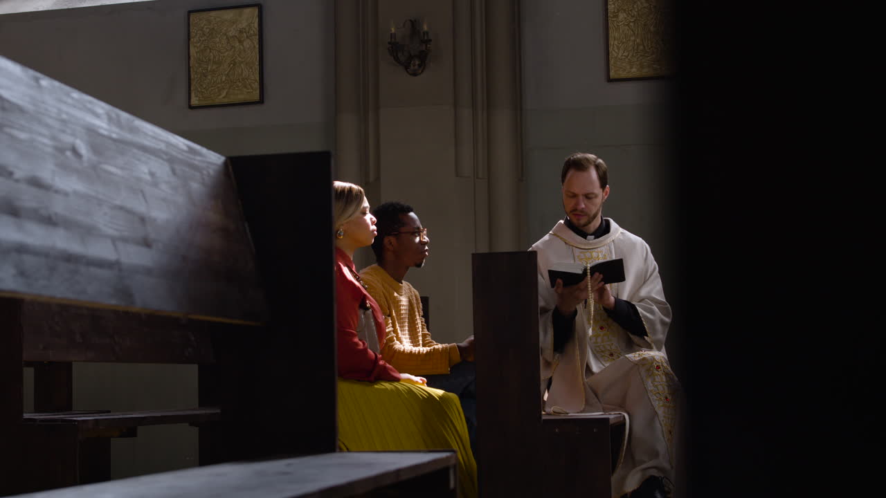 일요일 교회에서 가족