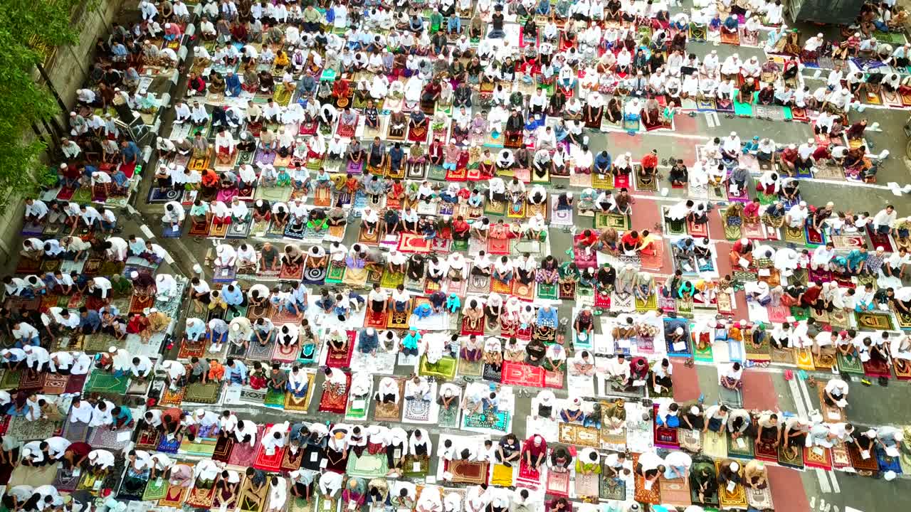 Muslim prayer waiting for praying Eid Al Fitr