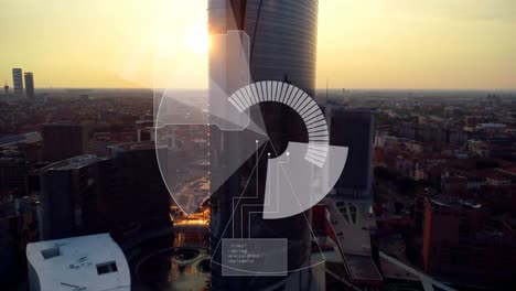 animación de escaneo de alcance circular con procesamiento de datos sobre la ciudad moderna al atardecer