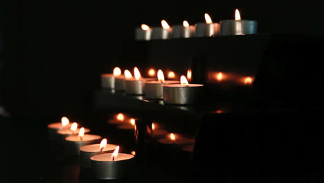 velas en el altar