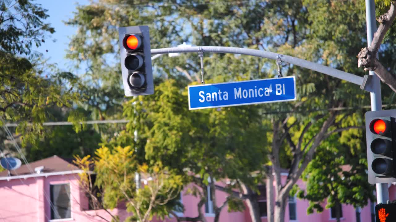Santa Monica Boulevard Street Scene