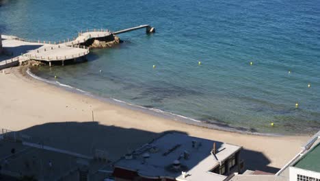 sombra de playa