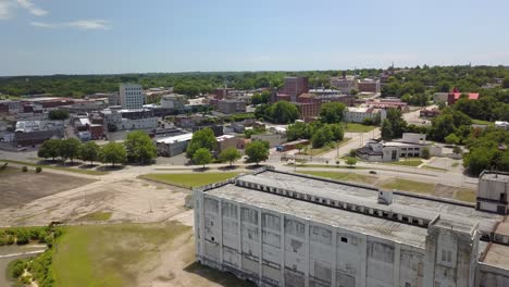 Danville-Virginia-Luftaufnahme-Der-Skyline-In-Der-Ferne