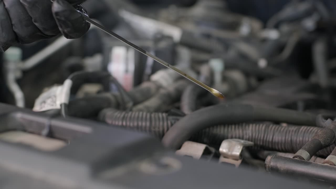 Checking Engine Oil Level