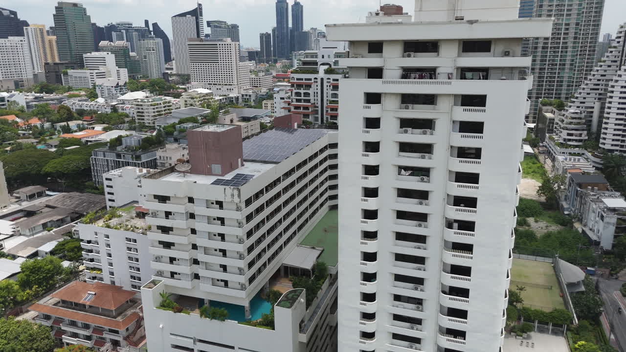 Modern Phrom Phong skyline featuring high-rise, minimalist architecture.
